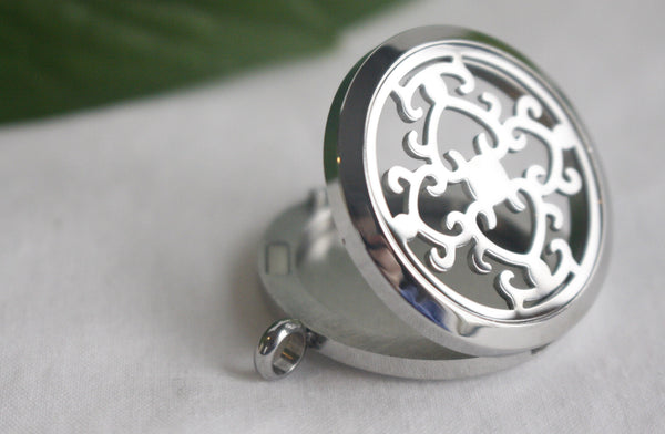 Heart Swirls Stainless Locket Essential Oil Diffusing Locket